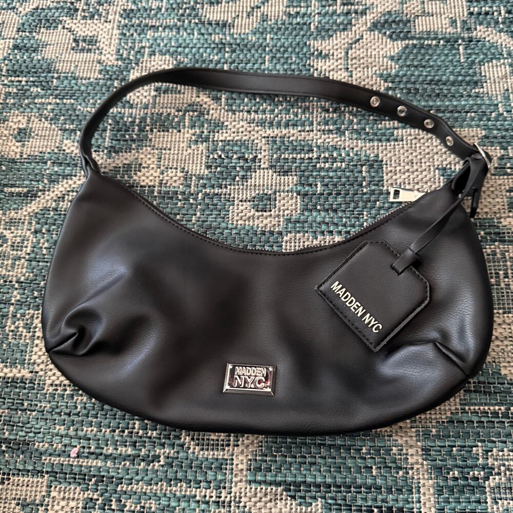 Madden NYC Black Faux‎ Leather Shoulder Baguette Bag Y2K Style Adjustable Strap